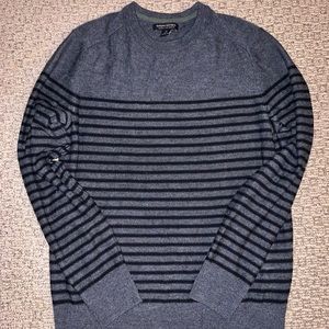 Banana Republic Merino striped crewneck M